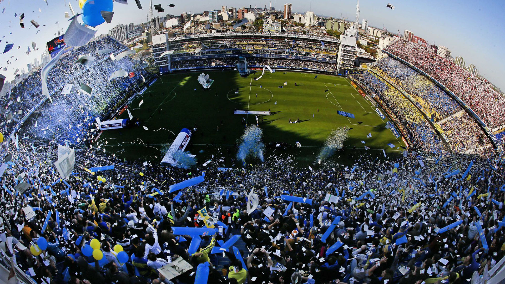 Bombonera llena de día